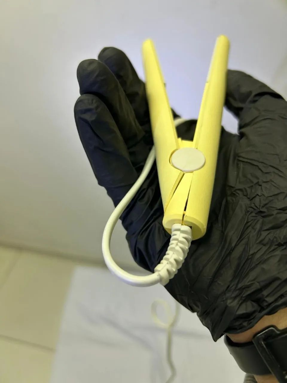 Prancha de Cabelo Compacta Bivolt - Levemente Desalinhada - Foto 4