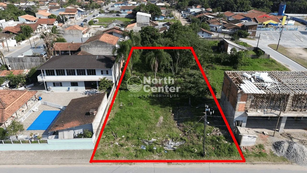 Terreno Amplo Com Excelente Localização à venda, Bairro Centro, Balneário Barra do Sul, SC - Foto 5