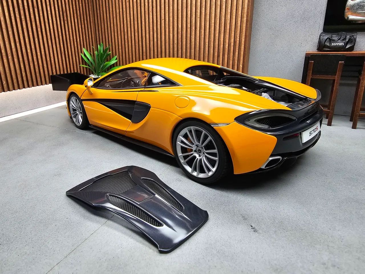 Miniatura McLaren 570S Autoart 1/18 - Foto 2