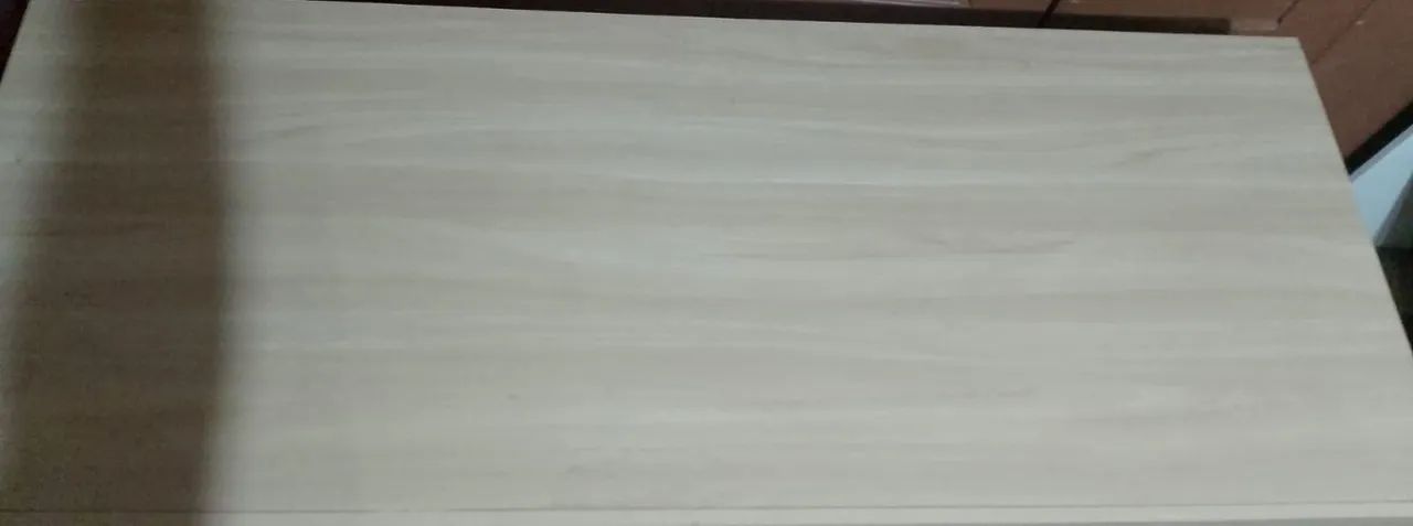 Mesa escritório medindo 160 x 60 x 74