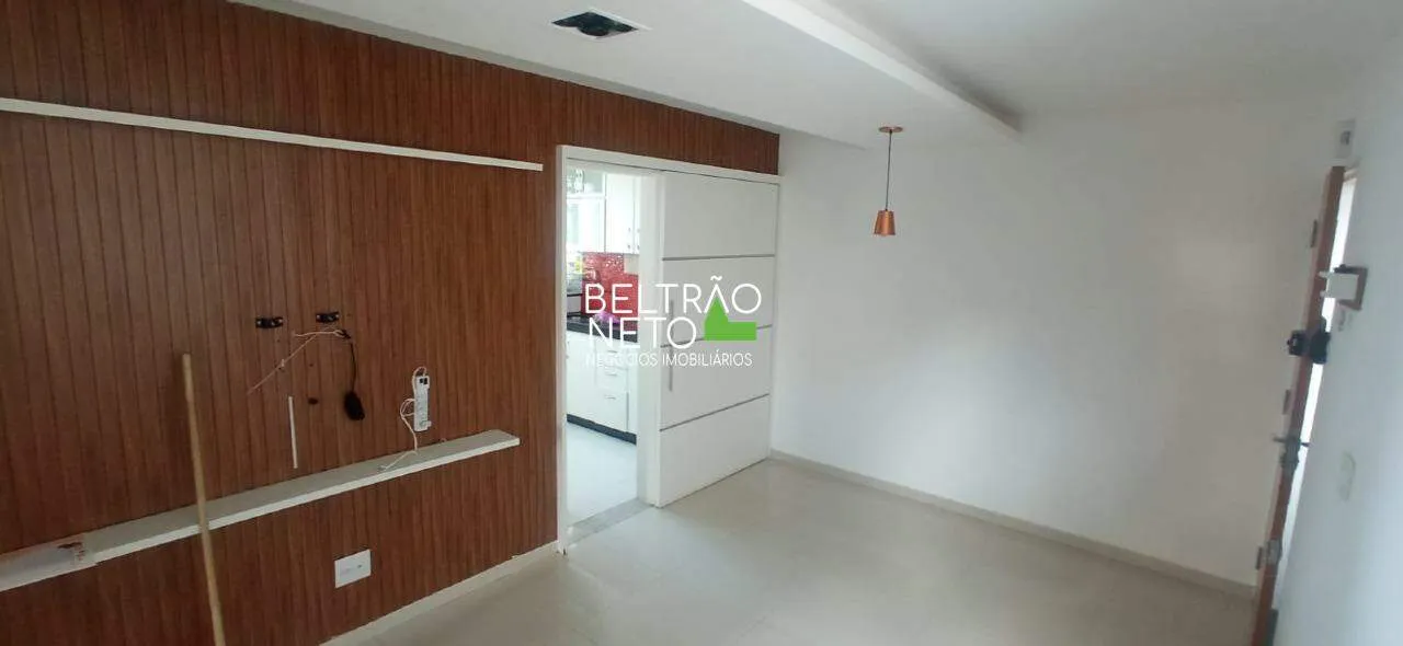 Apartamento com 03 Quartos Para Alugar No Buritis