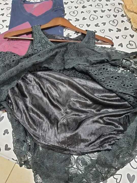 Vestido de renda preto P - Foto 4