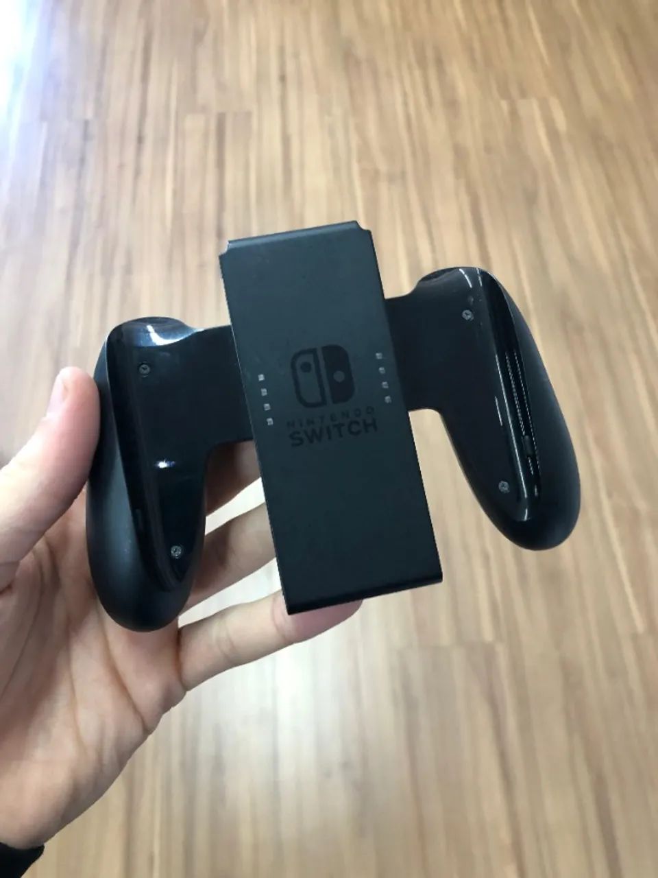 Nintendo Switch Dock and Controller Grip64308649434882122