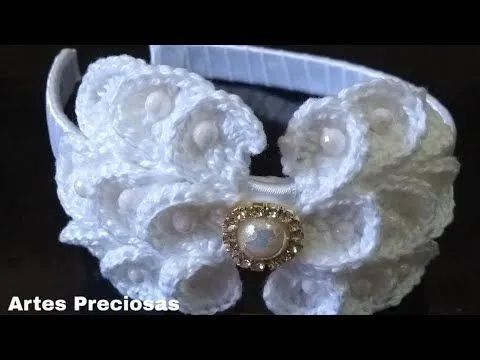 Laço de crochê infantil com flores - Foto 2