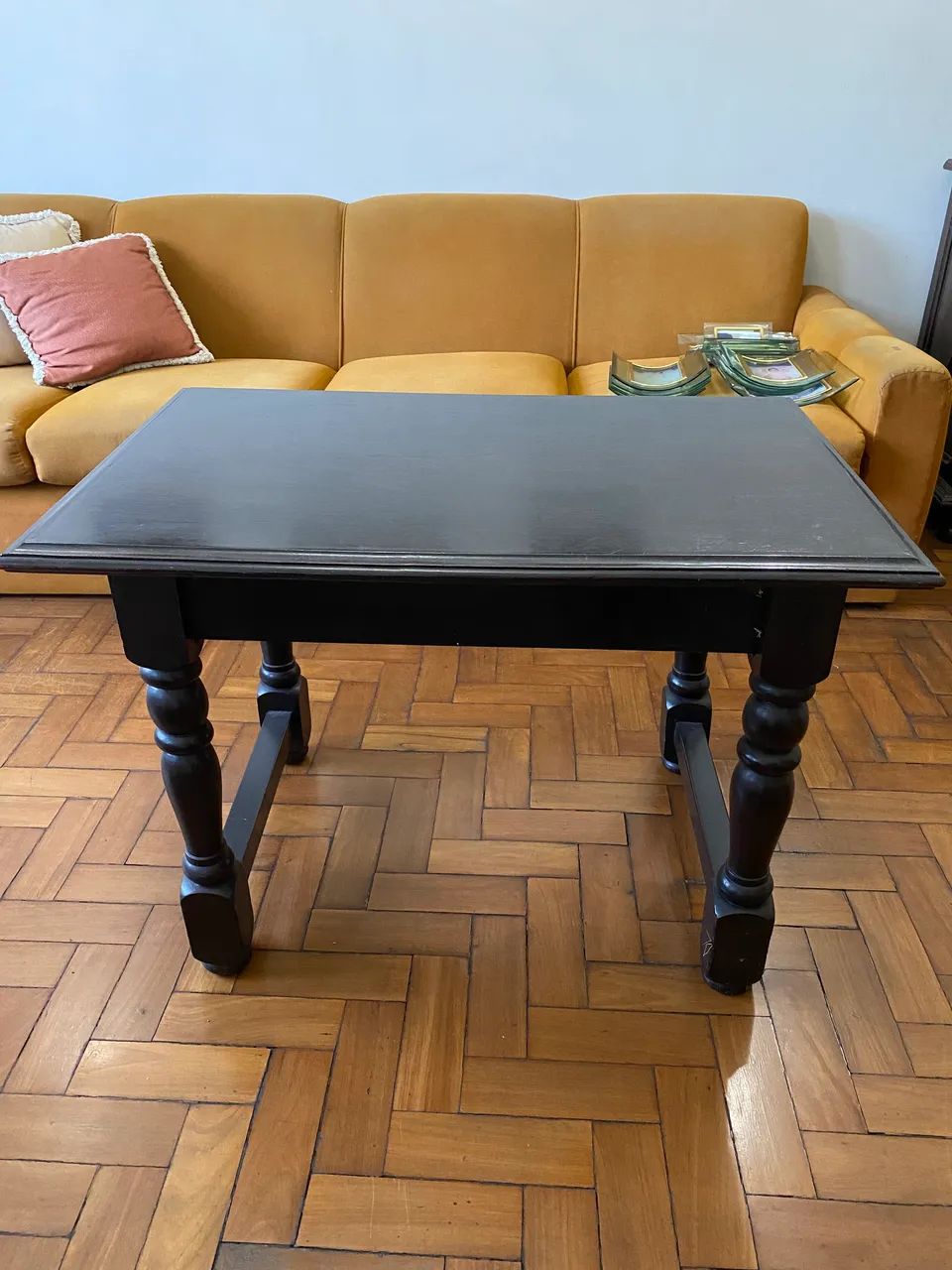 Mesa de Apoio em madeira maciça 
