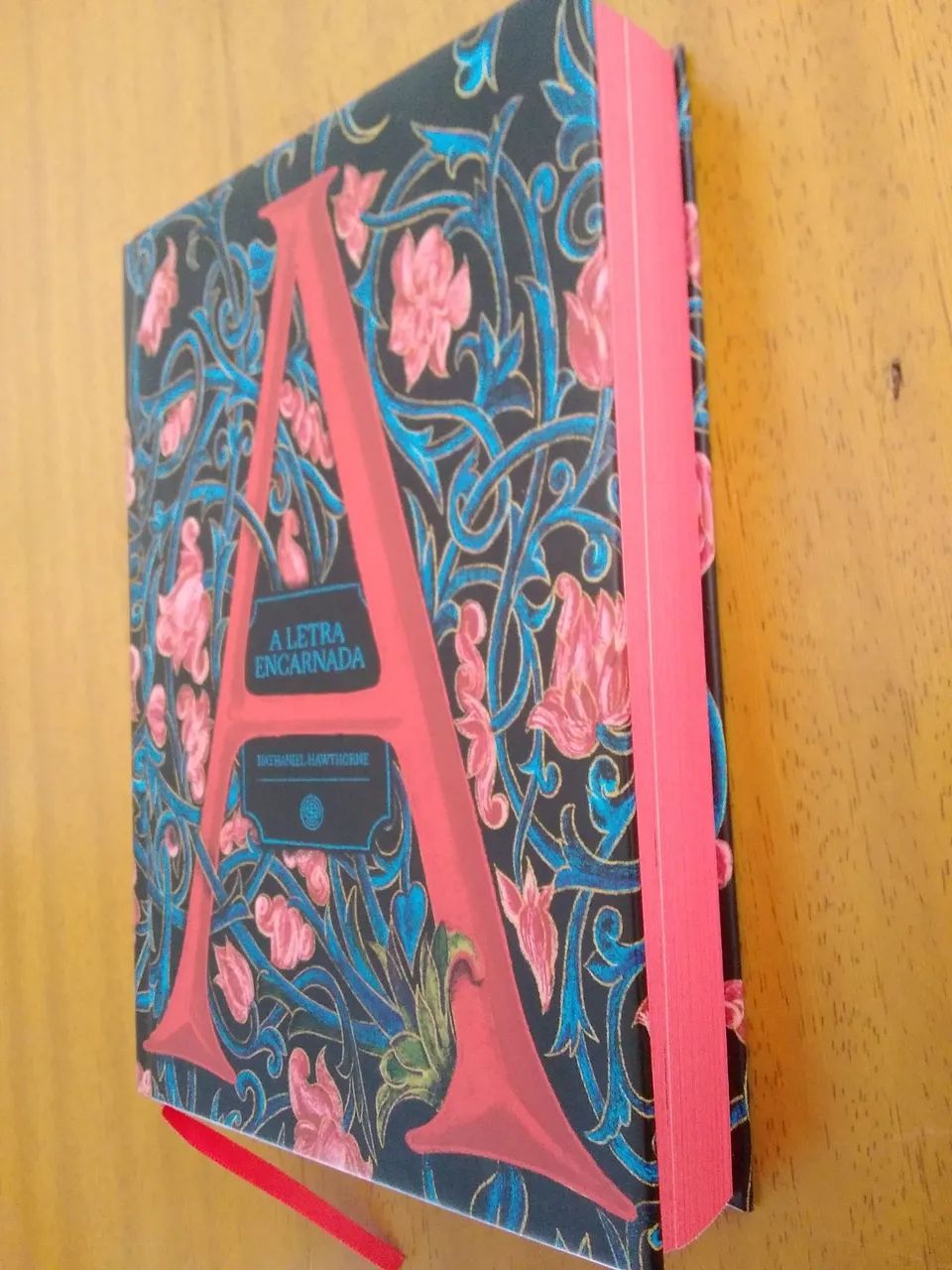 A Letra Encarnada - Nathaniel Hawthorne - Edição Especial  - Foto 3