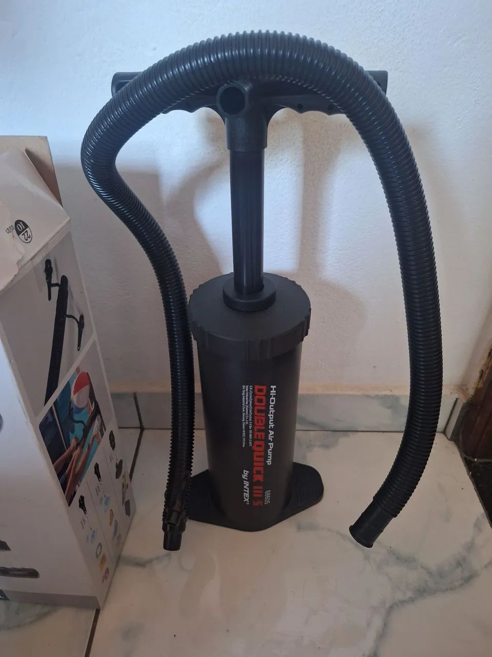 Bomba de Ar Dupla Ação Intex - Foto 2