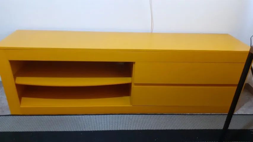 Rack retrô amarelo 2 gavetas