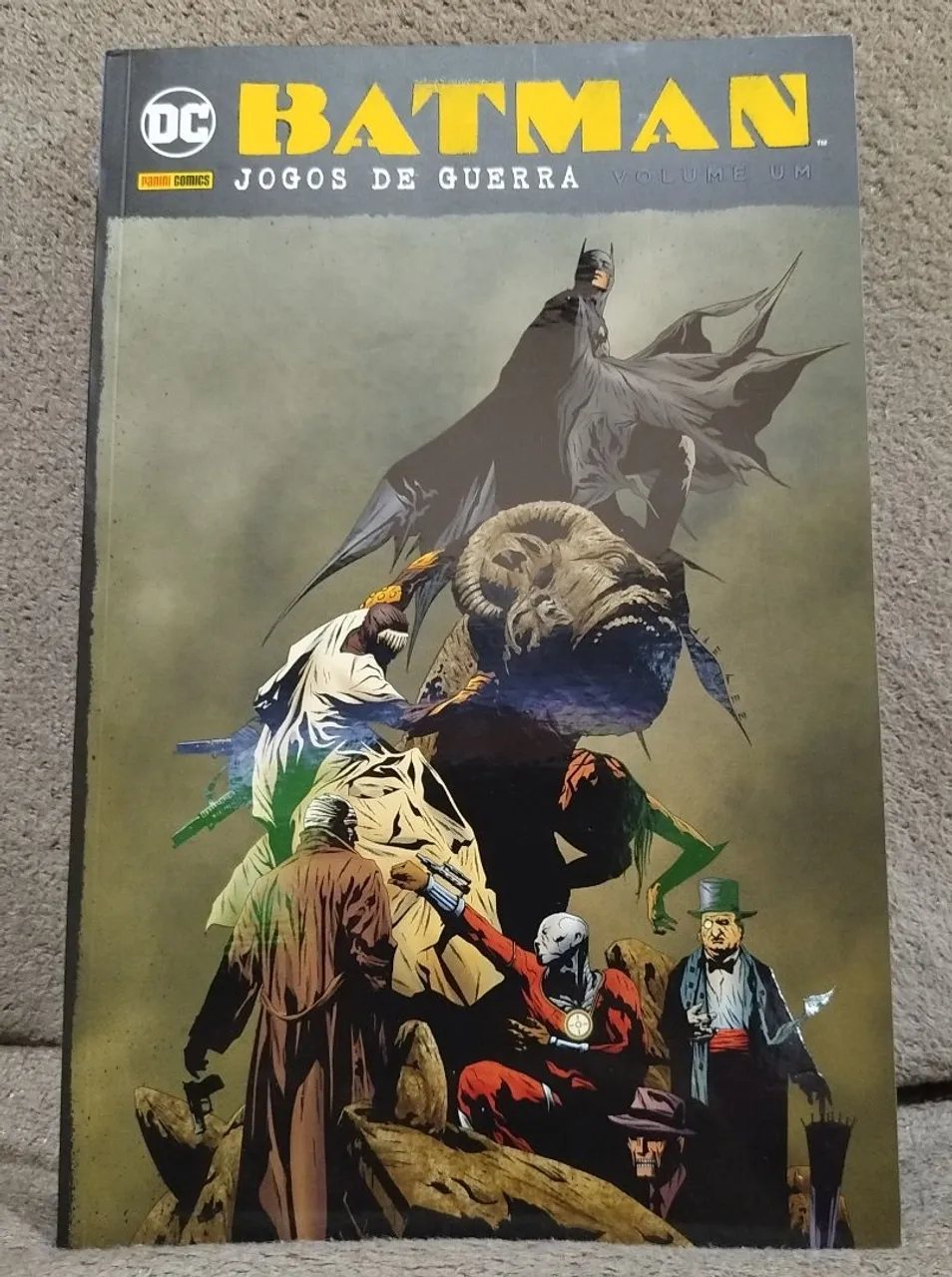 Hq Batman Jogos de Guerra volume um