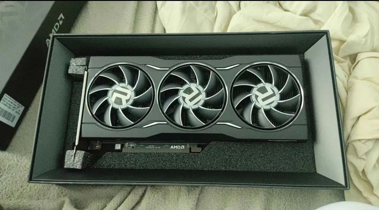 Placa de Vídeo AMD RX 6750 XT - Foto 4