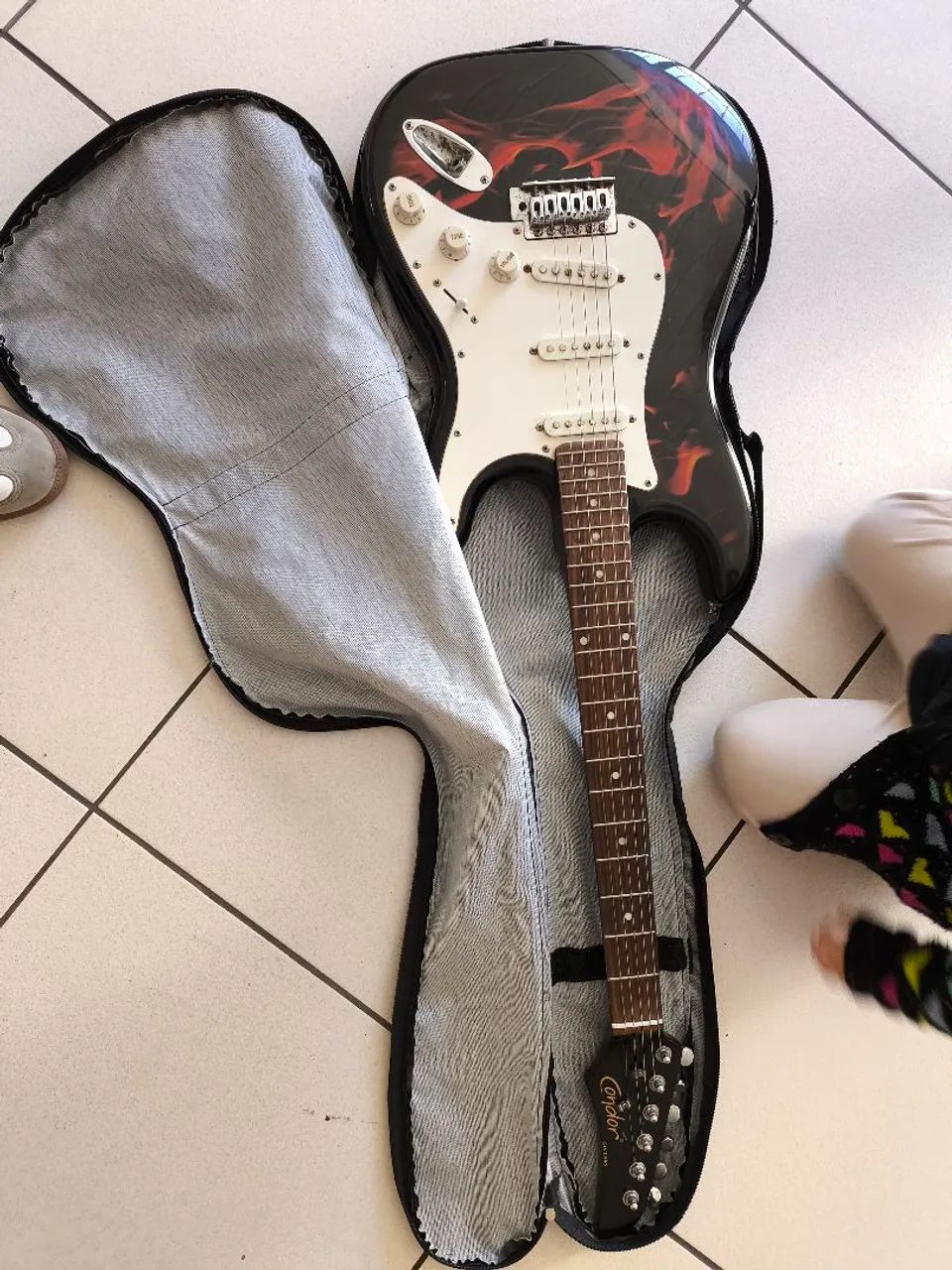 Guitarra Elétrica