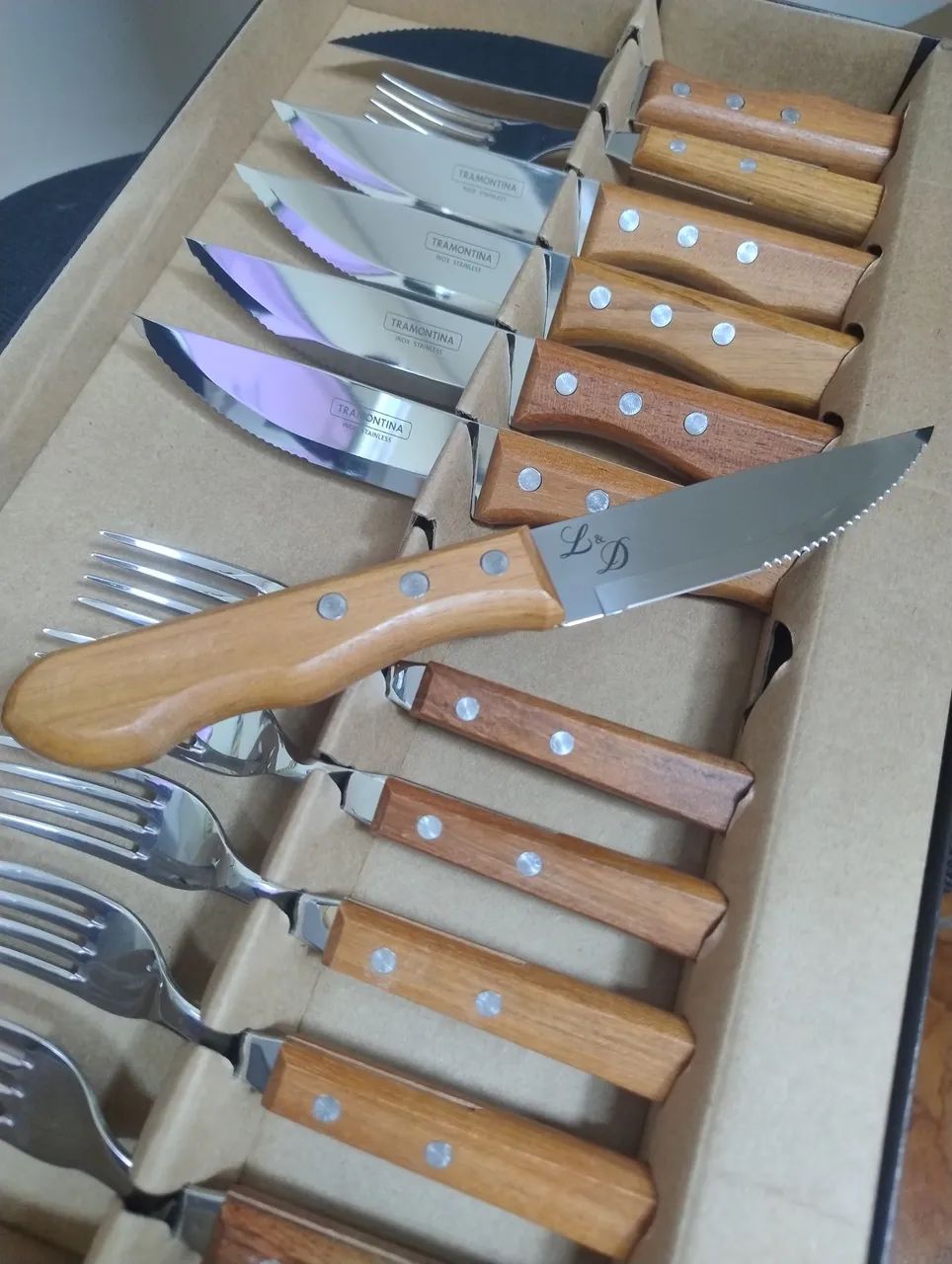 Jogo de facas e garfos personalizados a laser, 