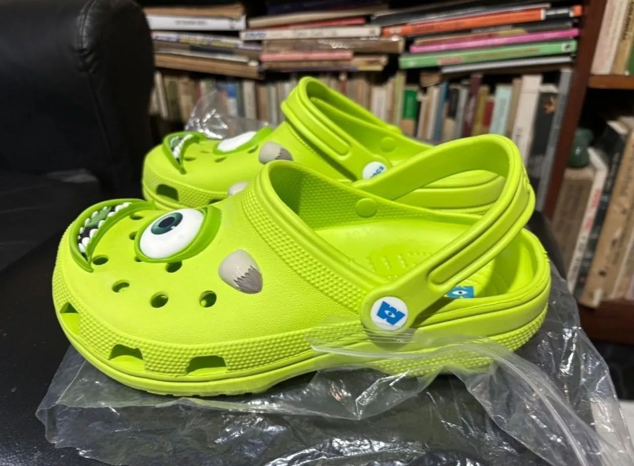SANDÁLIA CROCS MONSTRO S.A. - Foto 3