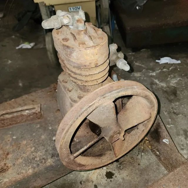 Compressor Bitzer Tipo 3 Travado No Estado - Foto 2