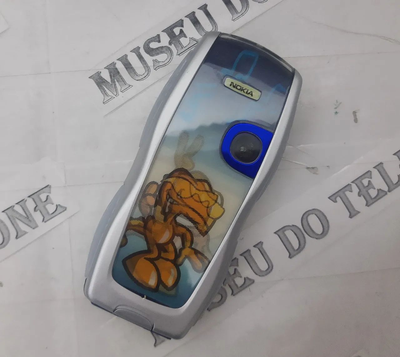 Nokia 3220 " DISCO VOADOR " celular antigo pisca pisca Reliquia  - Foto 3