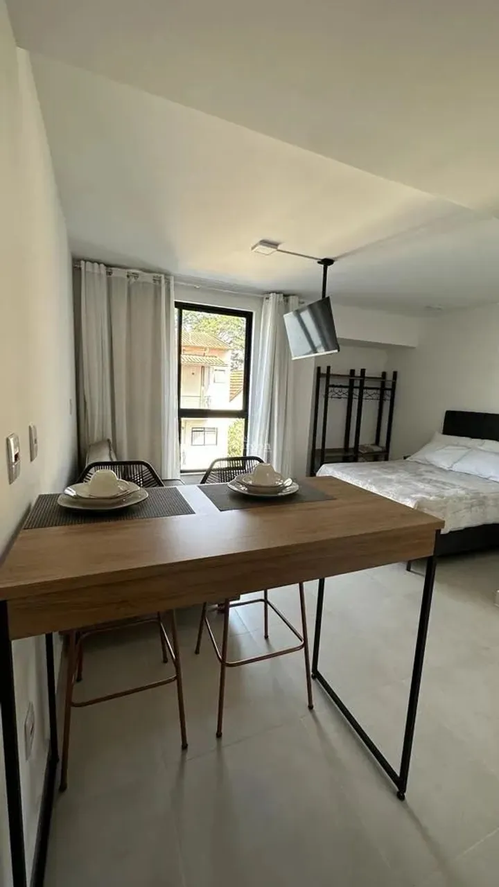 Studio mobiliado a venda no Centro de Juiz de Fora/MG
