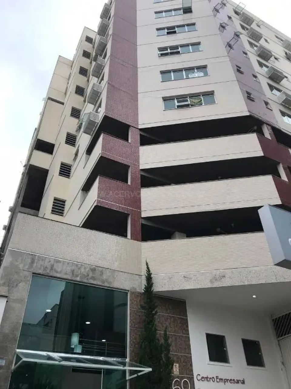 Sala à venda no Centro Empresarial Benjamin Colucci - Juiz de Fora/MG