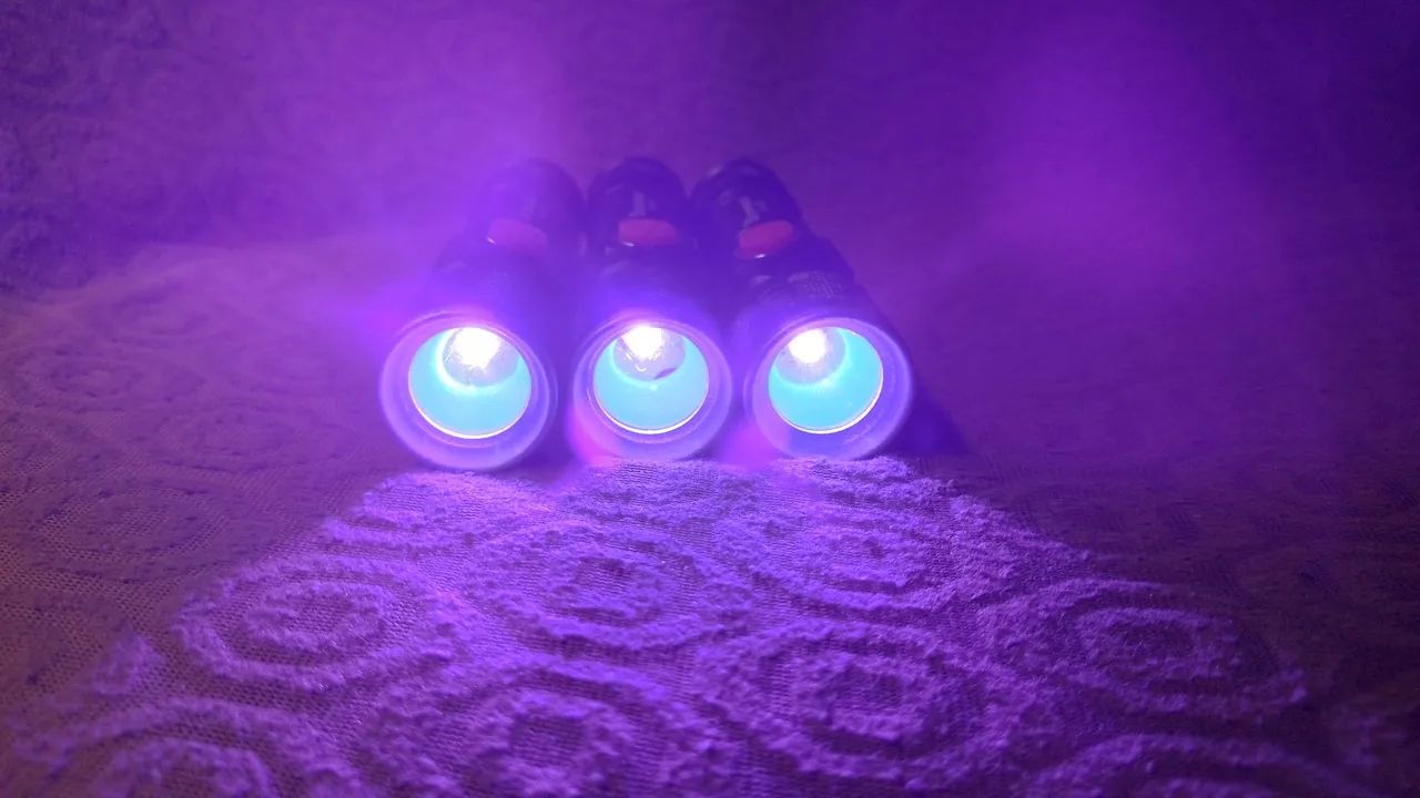 Lanterna luz negra uv carregamento usb - Foto 4
