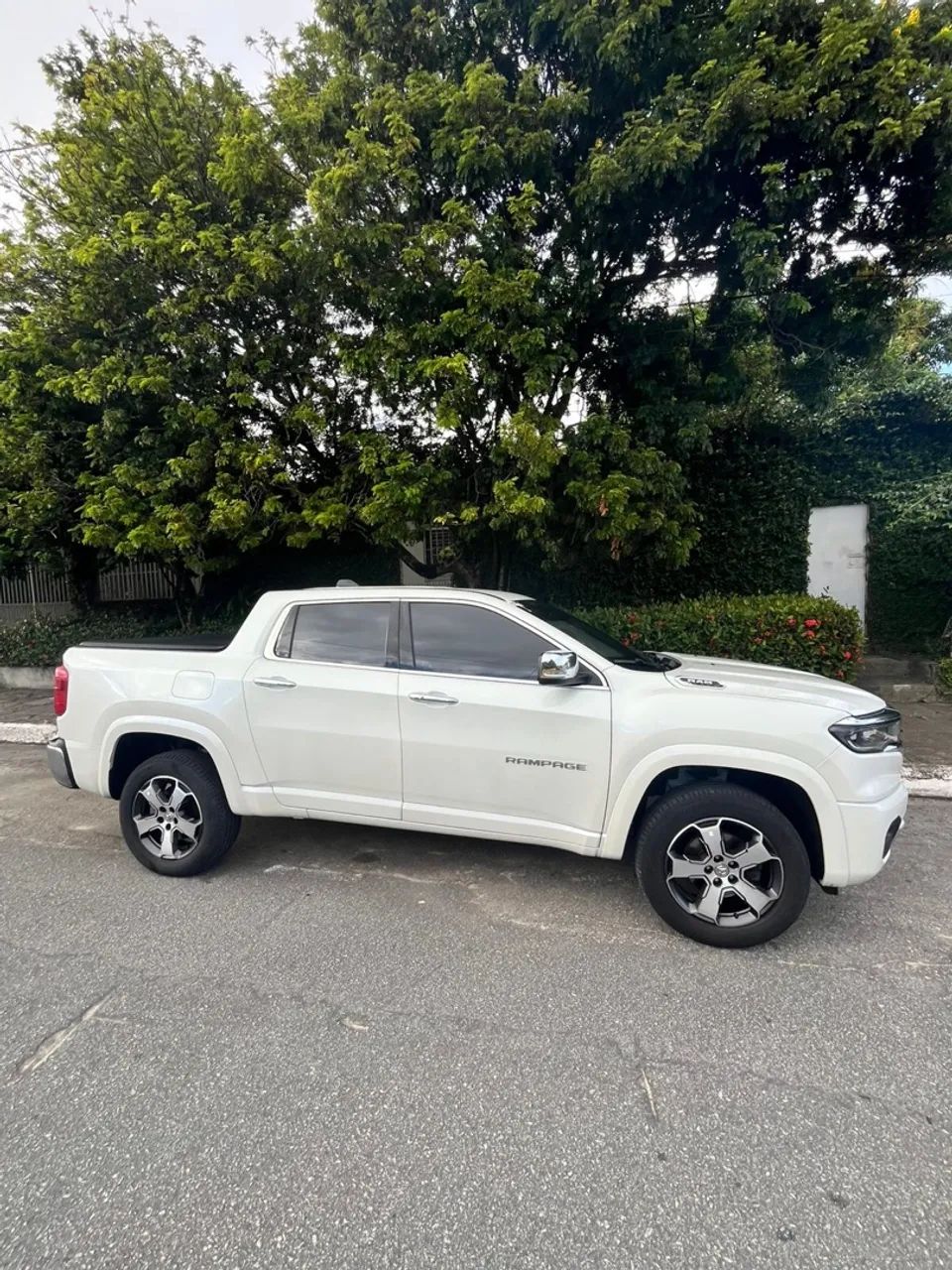 RAMPAGE LARAMIE DIESEL 2024 - Foto 3