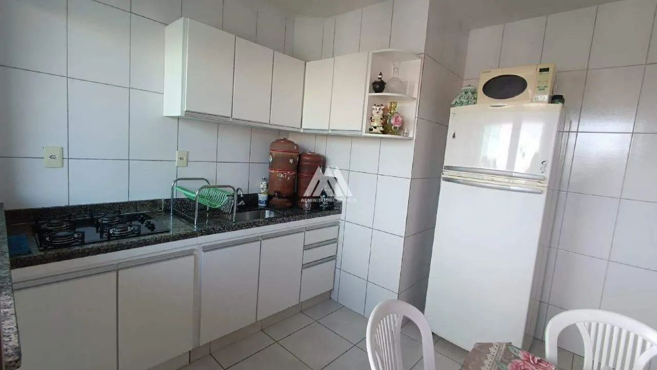 Vendo apartamento em Itaúna com excelente localização! - Foto 2