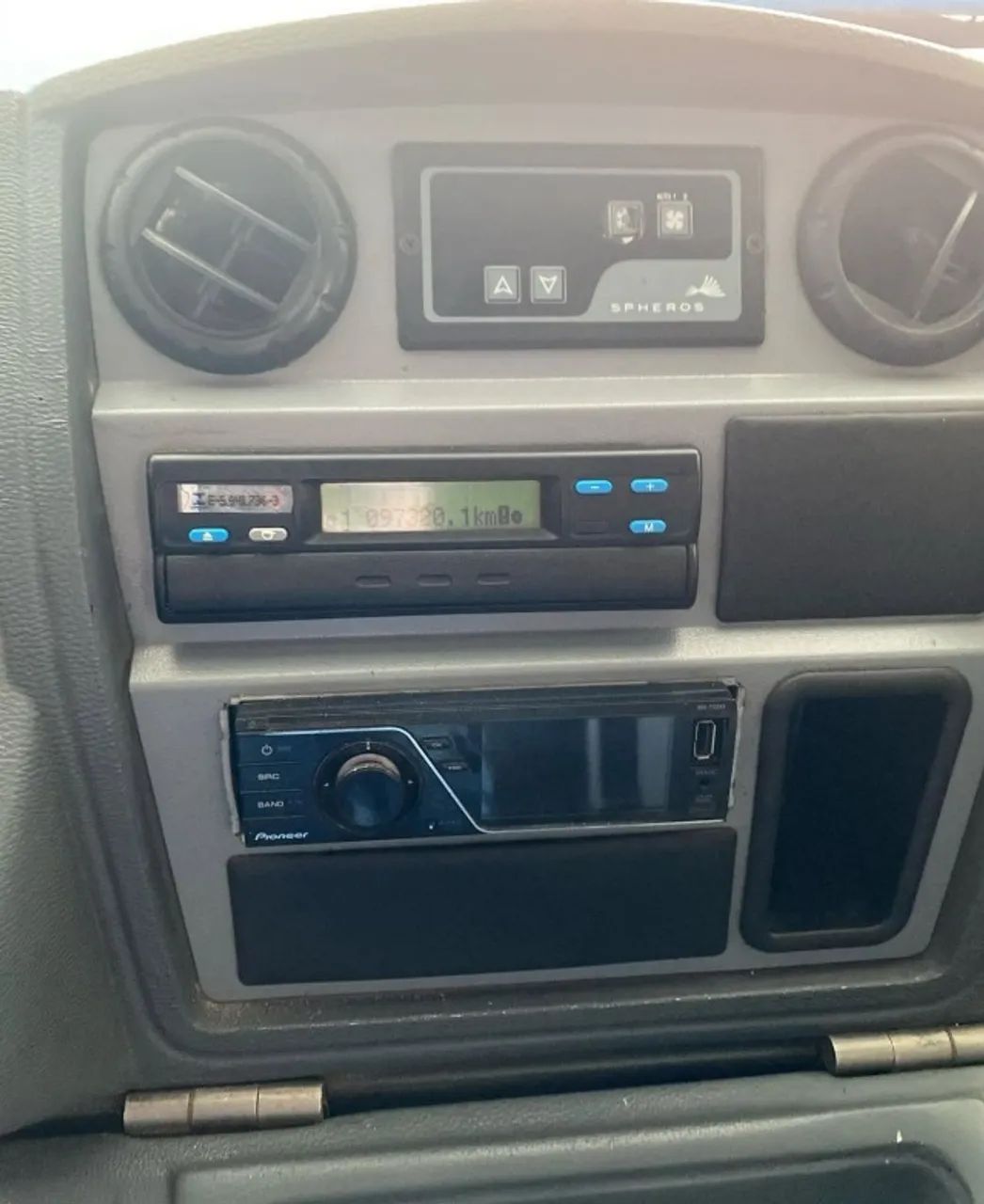 Micro ônibus Escolar Volare V6 25L Ano 2013 - Foto 6