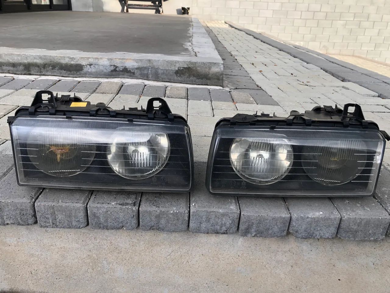 Farol BMW 