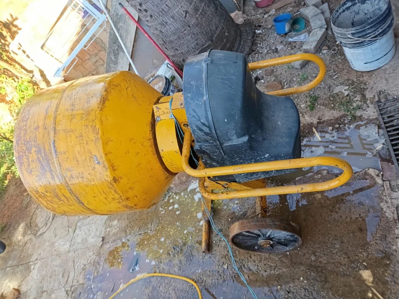 Betoneira 64842038433411121