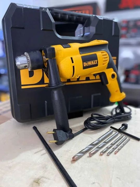Furadeira de impacto 750w C/ Maleta e Brocas - DeWalt - Nova/Loja - Foto 4