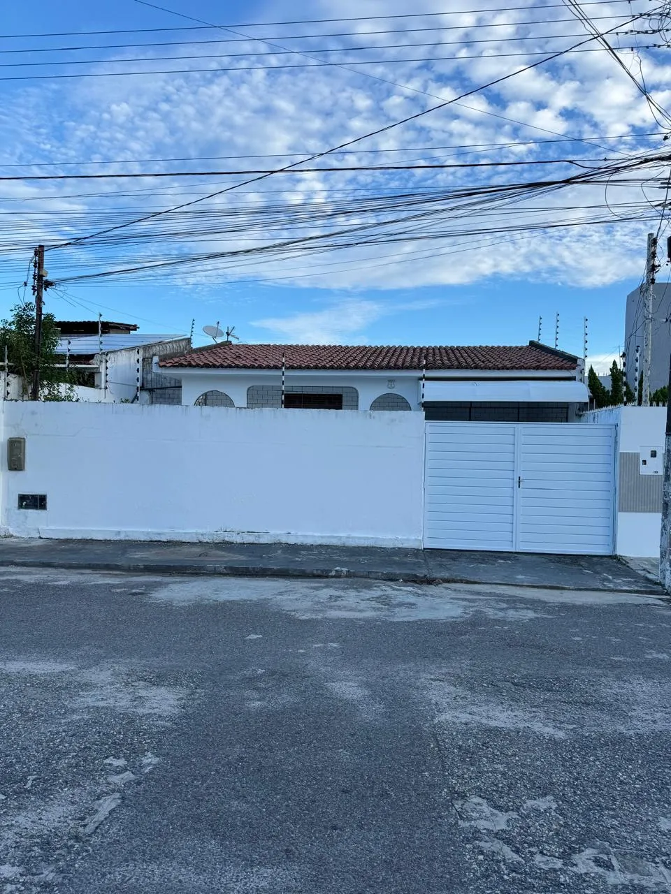 Casa no bairro luzia.