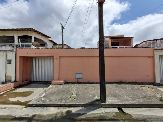 casa com 3 quartos no castelão
