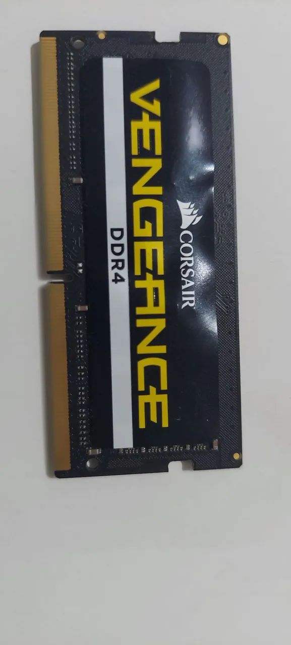 Memória RAM Corsair Vengeance DDR4 8GB 