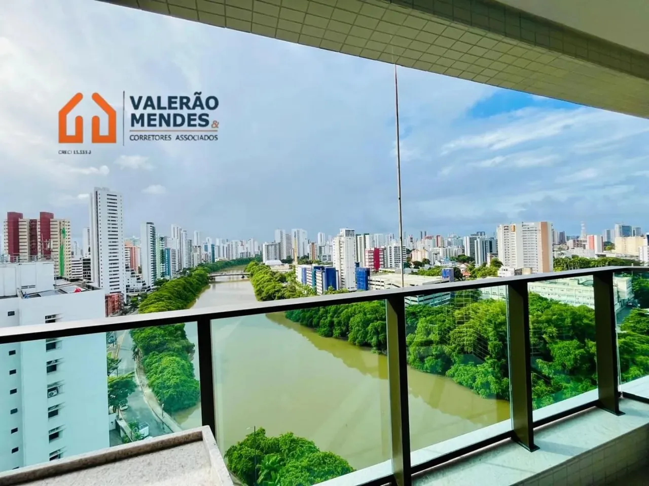 Imóvel para venda com 127 metros quadrados com 4 quartos em Madalena - Recife - PE