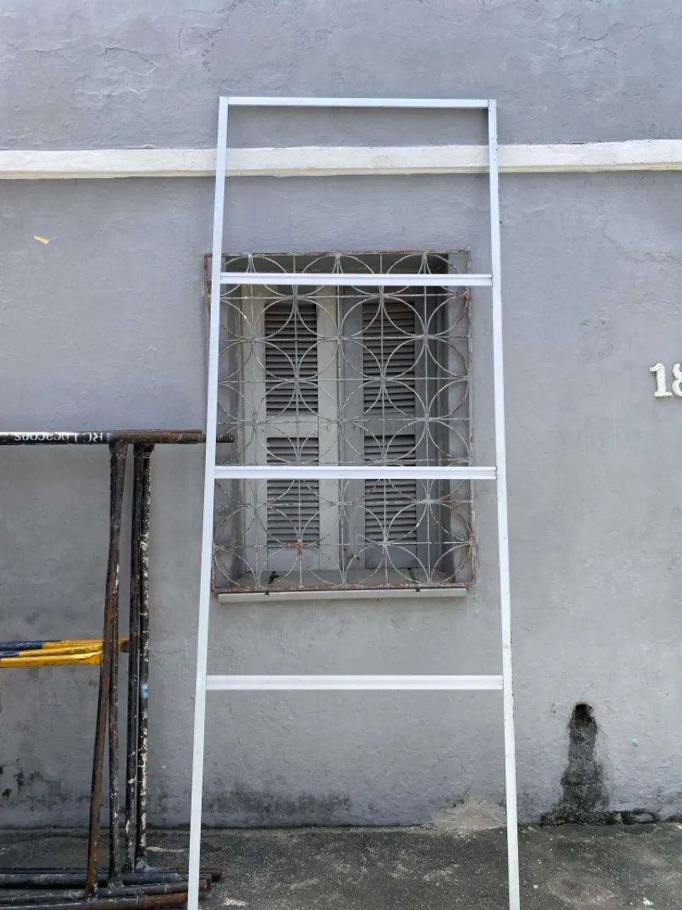 Grade de Janela de Alumínio