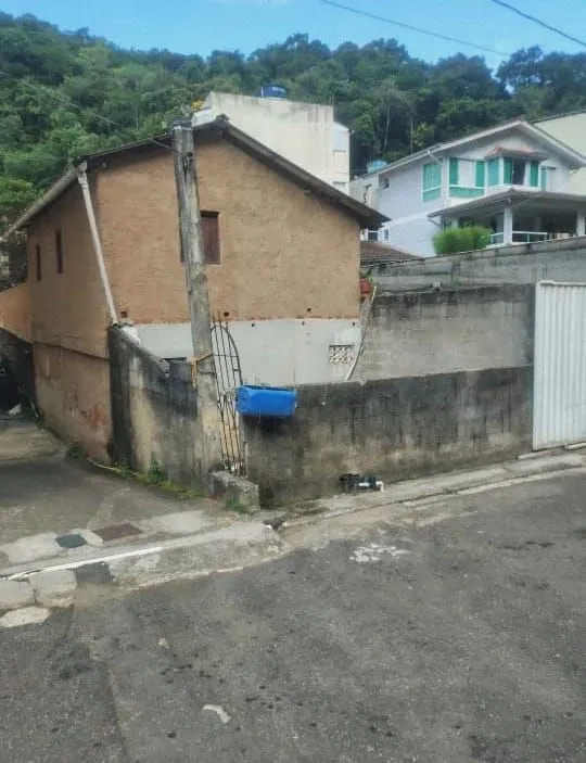 VENDO- Casa em Domingos Martins