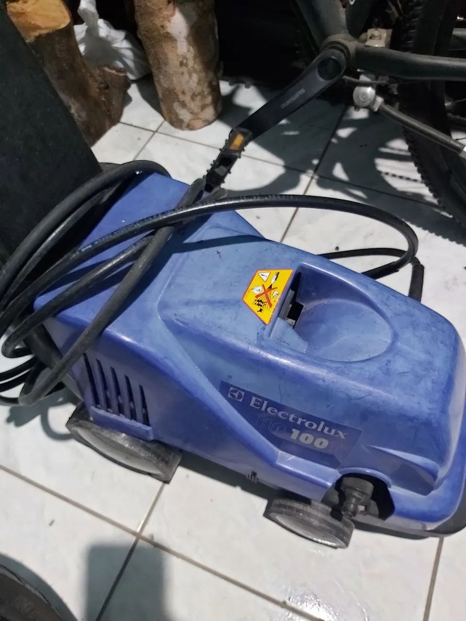 Lavadora de Alta Pressão Electrolux Hidro 100