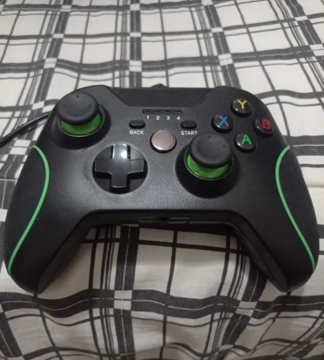 Controle com Fio para Xbox One com Vibração Dupla para PC Windows 7/8/10 Xbox One, HNQH