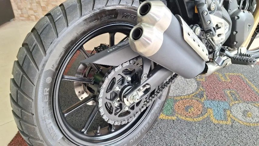 Triumph Scrambler 400x 2025 Verde - Foto 12