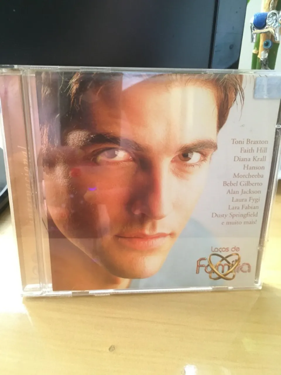 cd laços de familia internacional