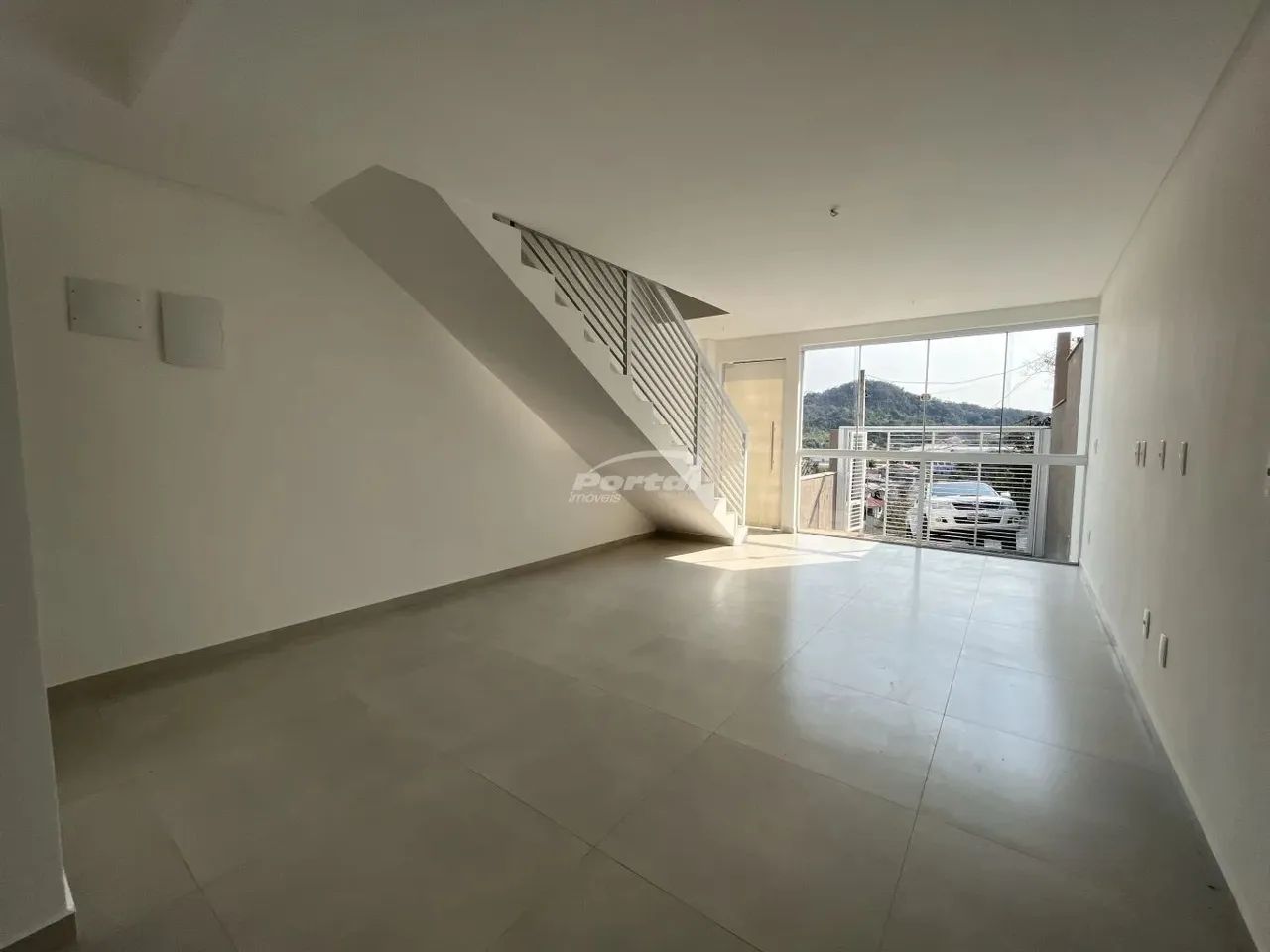 Sobrado a venda, com 2 suítes no bairro Itoupavazinha em Blumenau! - Foto 4