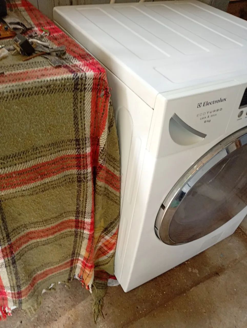 Lava e seca Electrolux 64302321702786123