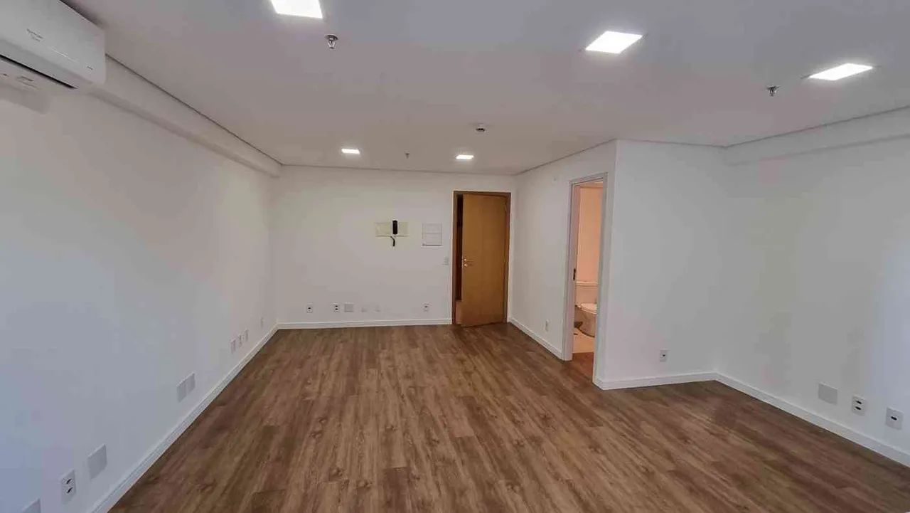 SALA COMERCIAL PARA LOCAÇÃO EM ALPHAVILLE - OFFICE GRAJAÚ! - Foto 2