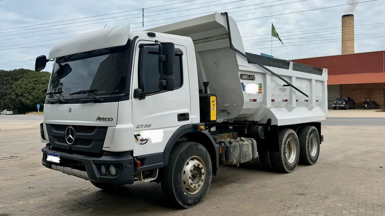Mercedes 2730 6x4 caçamba 