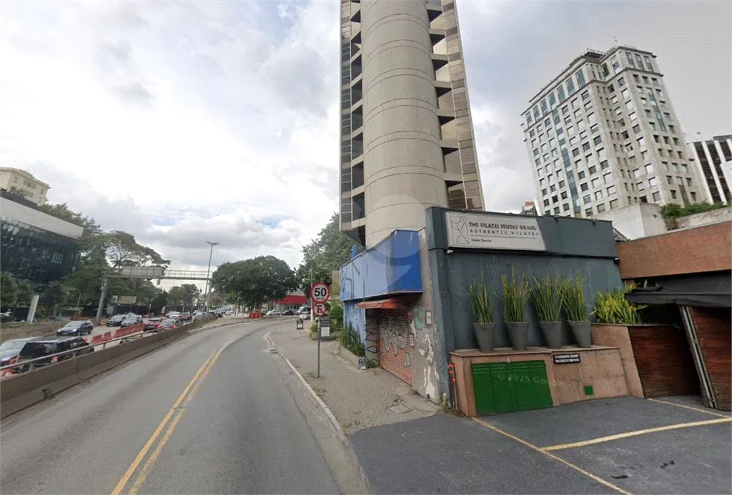 Casa com 1 quartos à venda ou para locação em Itaim bibi - SP - Foto 3