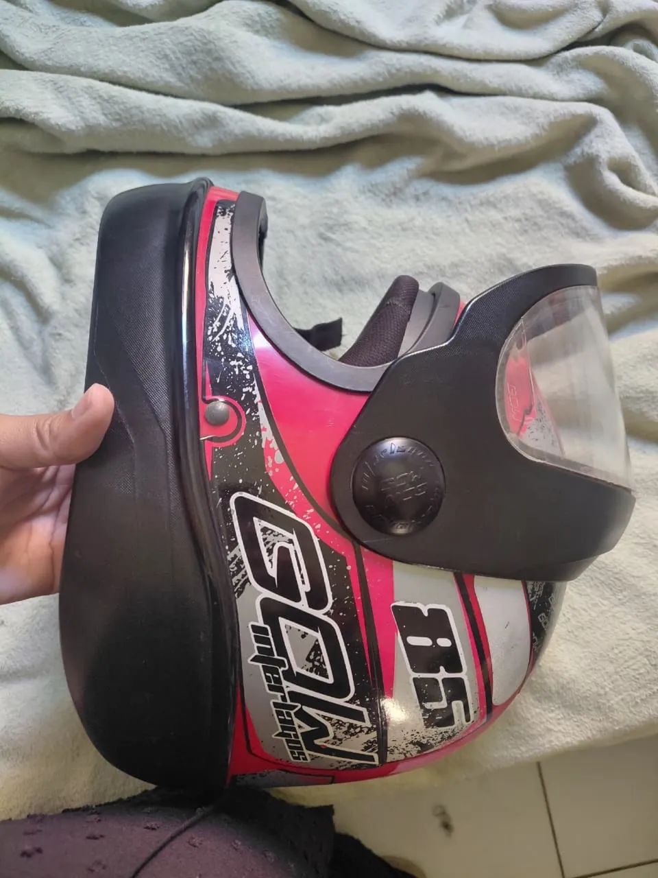 Capacete por 65 reais  - Foto 3