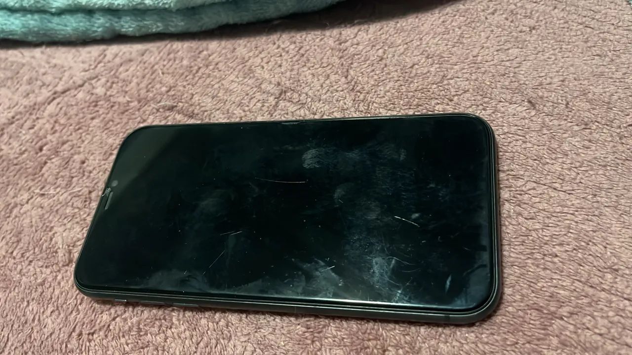 iPhone 11 - usado - Foto 2