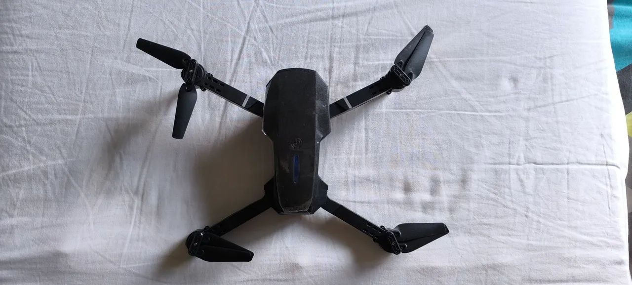 Drone E88 Wi-Fi Dual Camera HD