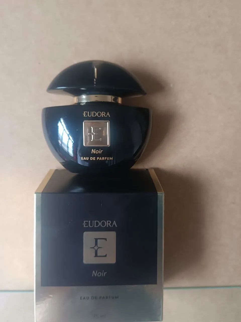 Perfume Eudora noir 