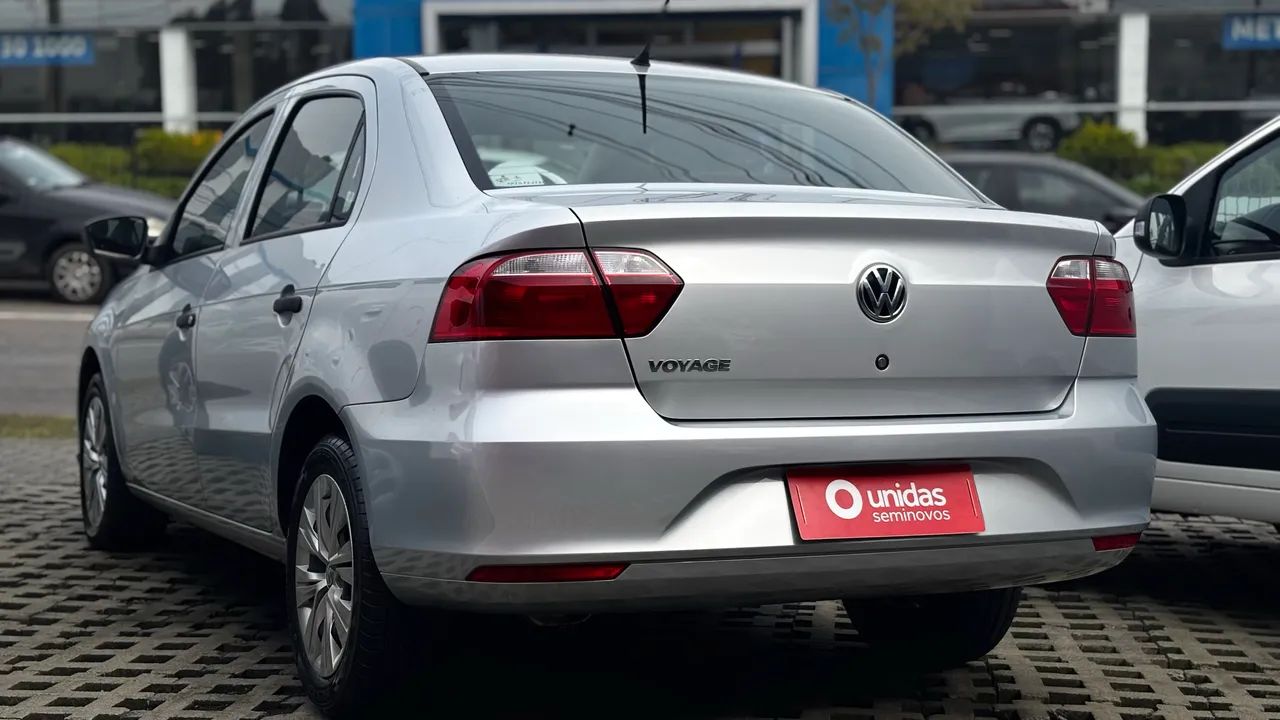 Volkswagen Voyage 2023 photo 4