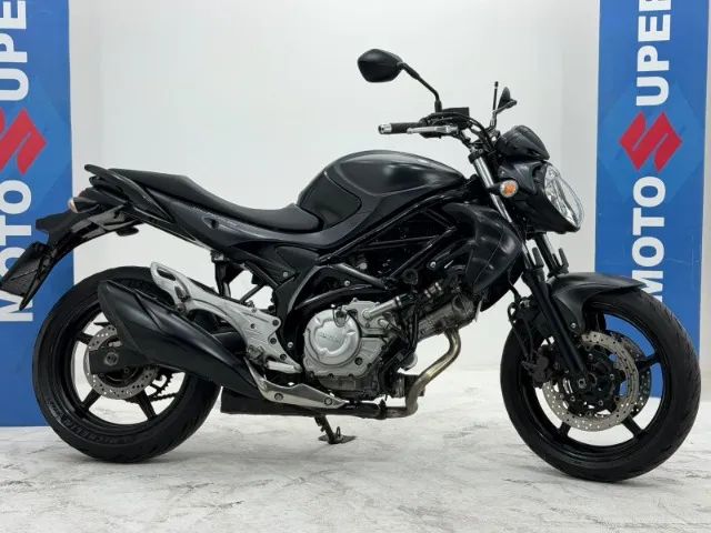 Suzuki Gladius 650 2016 - Foto 3