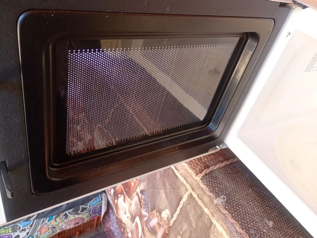 MICROONDAS ELETROLUX 20 LITROS . LEIA ANTES  - Foto 4